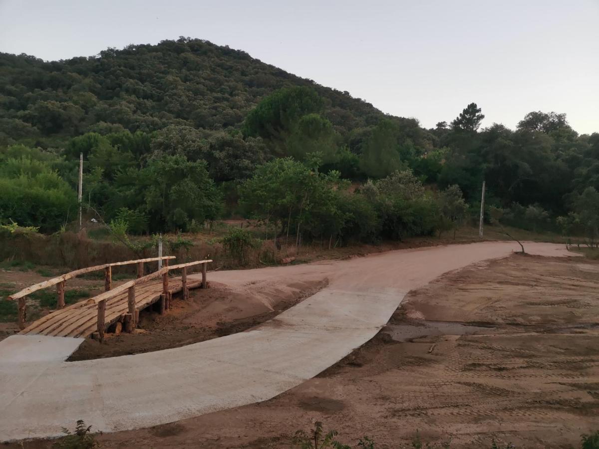 Finca Rural Labriega Del Hueznar カサジャ・デ・ラ・シエラ エクステリア 写真